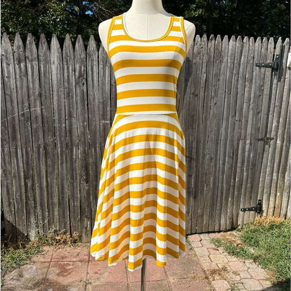 Lularoe fit and flare - Picture 1 of 4